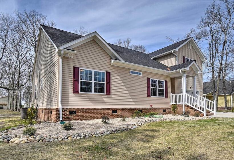 Spacious Home < 1 Mi To Kiptopeke State Park!