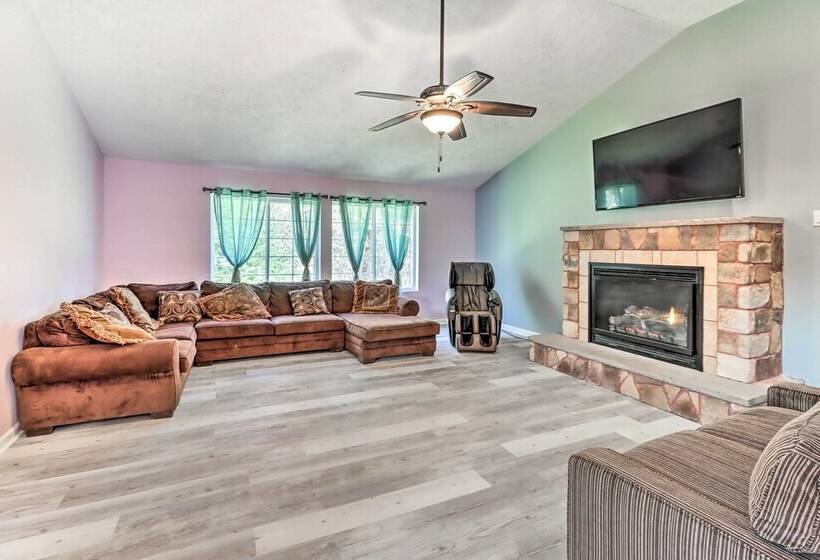Spacious Long Pond Home Near Camelback Mtn Resort!