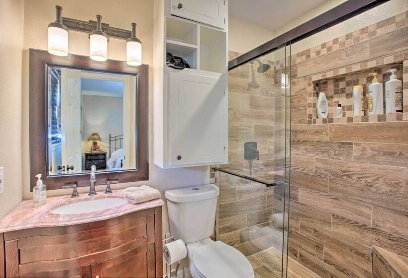 Home In Historic Waxahachie W/ Yard & Patio!