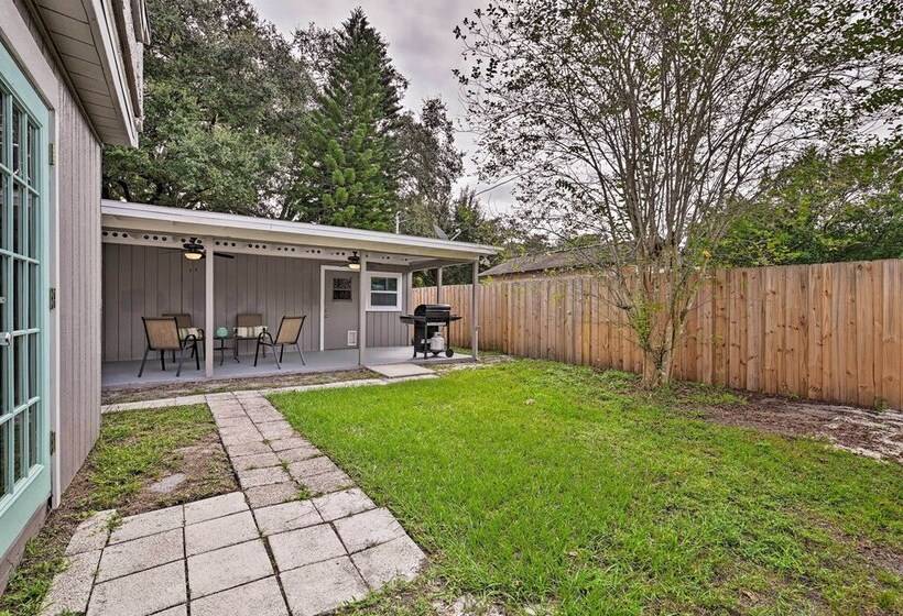 Walk To Dtwn: Winter Garden Home W/ Patio