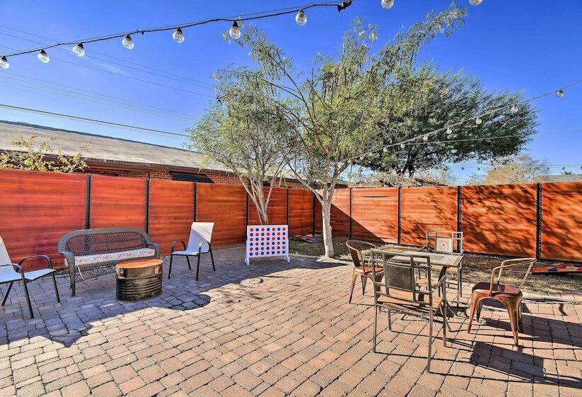 Sun Lit Phoenix Gem: Backyard Entertainment Patio!