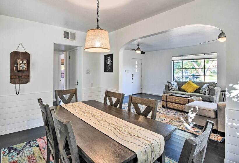 Sun Lit Phoenix Gem: Backyard Entertainment Patio!