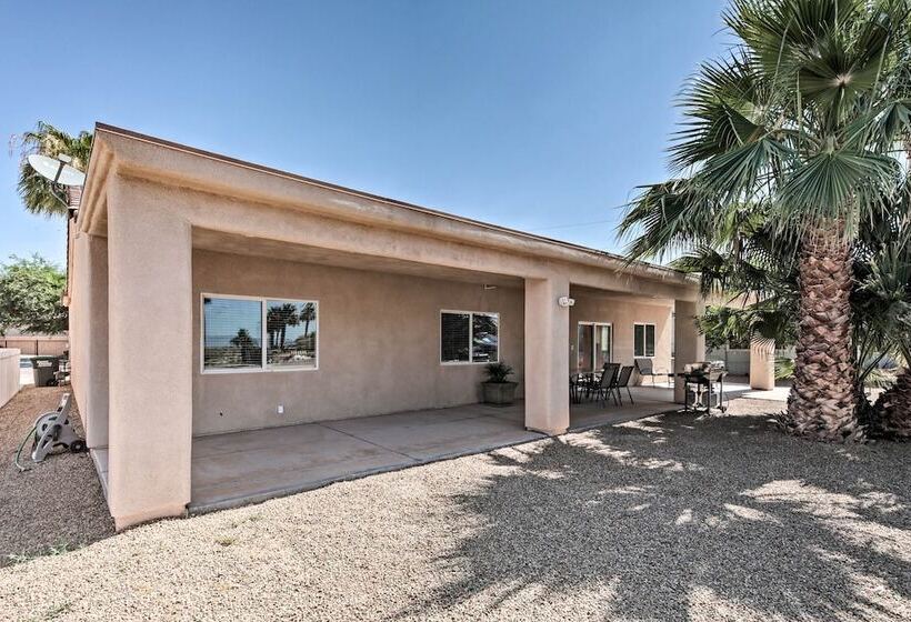 Sun Soaked Colorado River Haven   Walk To Beaches!