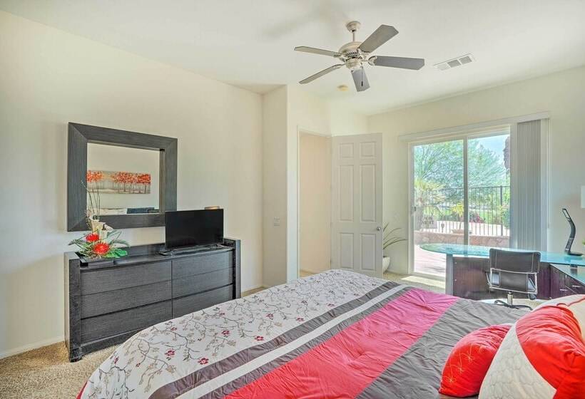 Sunny Palm Desert Home   Swim, Golf & Relax!