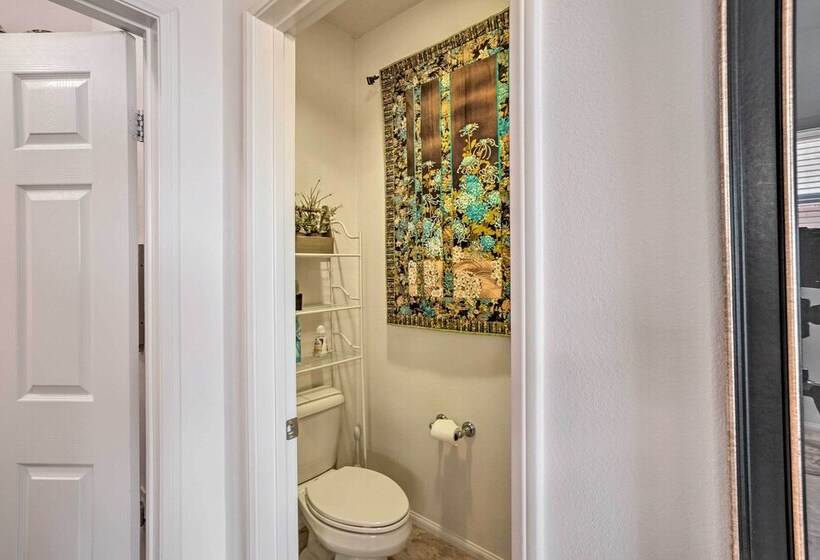 Sunny Palm Desert Home   Swim, Golf & Relax!