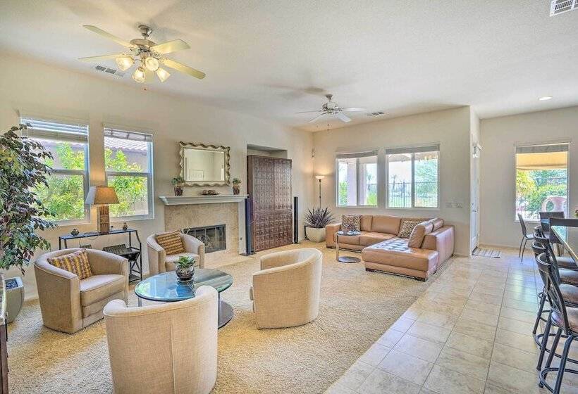 Sunny Palm Desert Home   Swim, Golf & Relax!