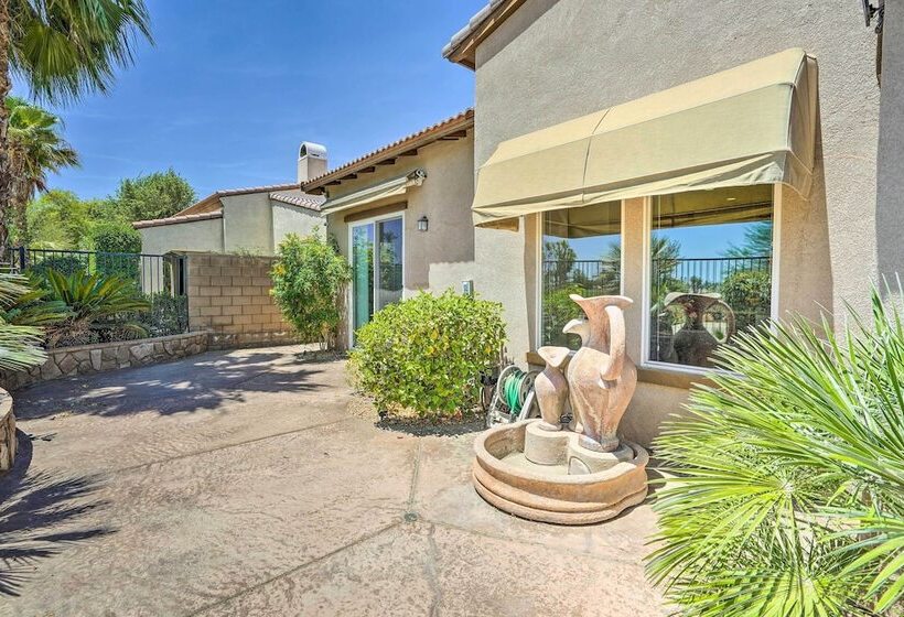 Sunny Palm Desert Home   Swim, Golf & Relax!