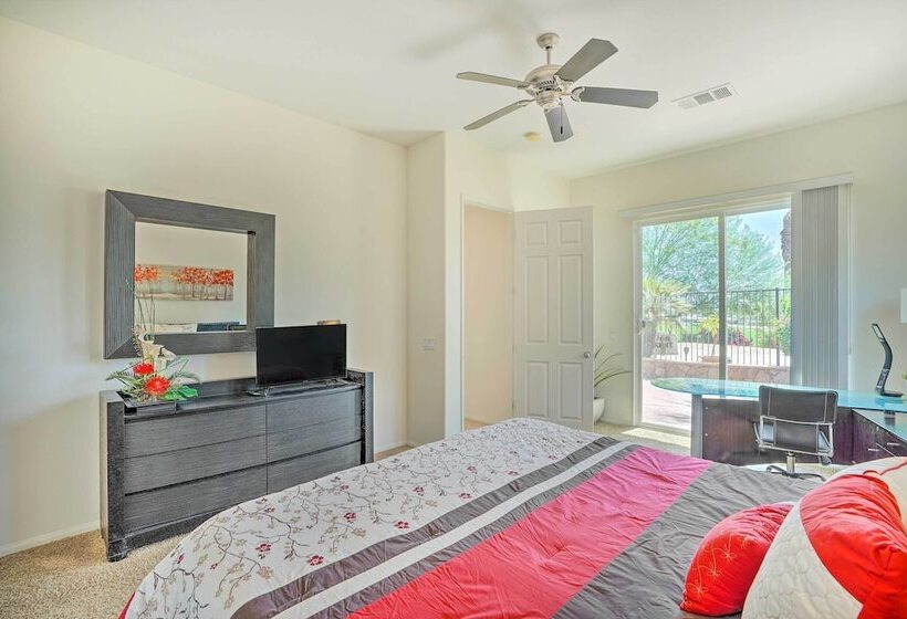 Sunny Palm Desert Home   Swim, Golf & Relax!