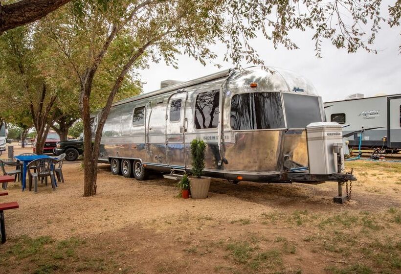 The Big Texan   Cabins And Wagons