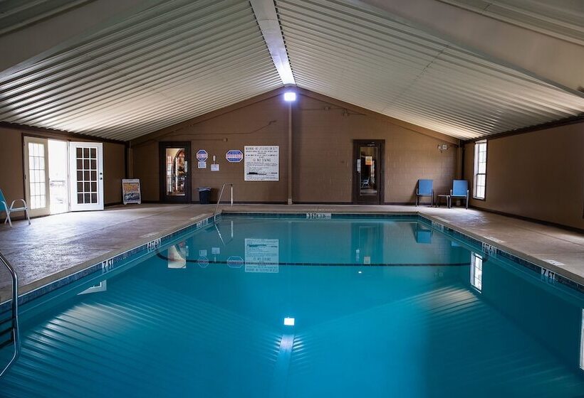 The Big Texan   Cabins And Wagons