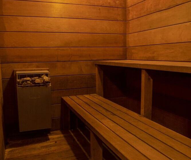 The Big Texan   Cabins And Wagons