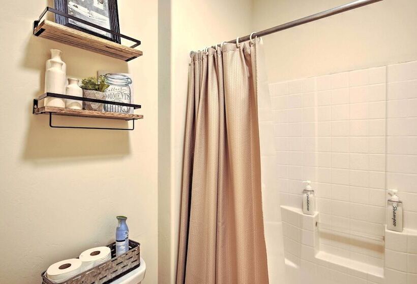 3 Mi To Golf Course: Show Low Escape W/ Fire Pit