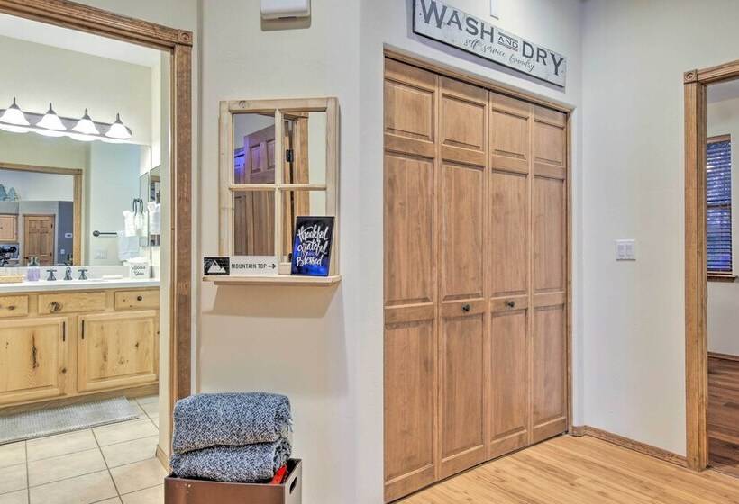 3 Mi To Golf Course: Show Low Escape W/ Fire Pit