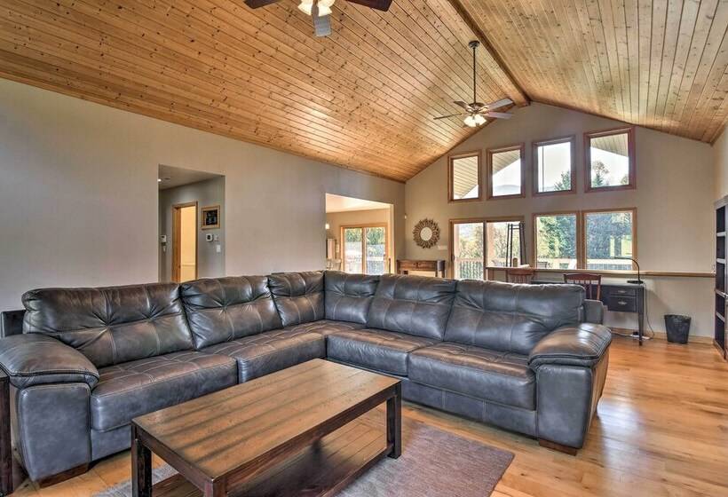 Blue Ridge Cabin On 6 Acres: Hot Tub & Mtn Views!