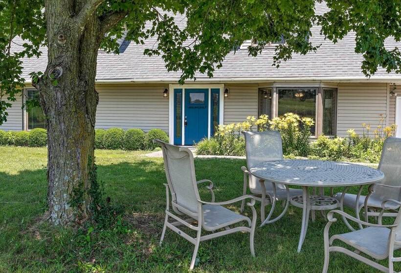 Tranquil Family Home W/ Yard, 14 Mi To Springfield