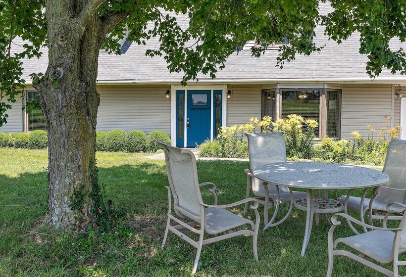 Tranquil Family Home W/ Yard, 14 Mi To Springfield