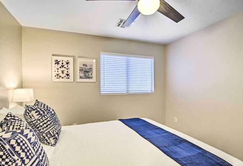 Southeast Gilbert Home W/ Private Pool & Hot Tub!