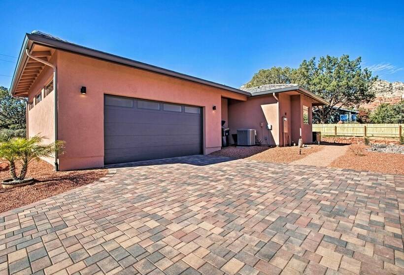 Tranquil Sedona Home With Fireplace & Hot Tub!