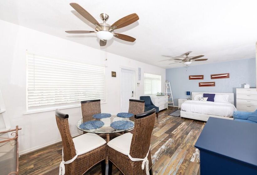 Tropic Isle Boutique