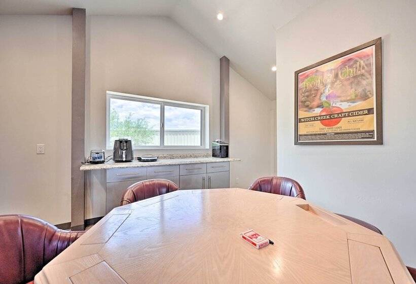 Unique Cornville Retreat W/ Game Room & Deck!