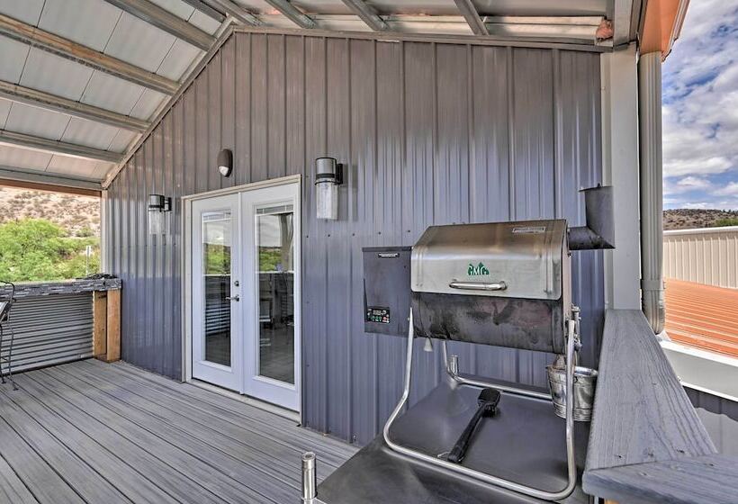 Unique Cornville Retreat W/ Game Room & Deck!