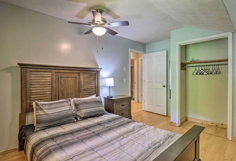 Updated Cabin: <10 Miles To Skiing & Hiking!