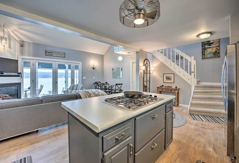 Waterfront Cable Lake Cabin W/ Grill!