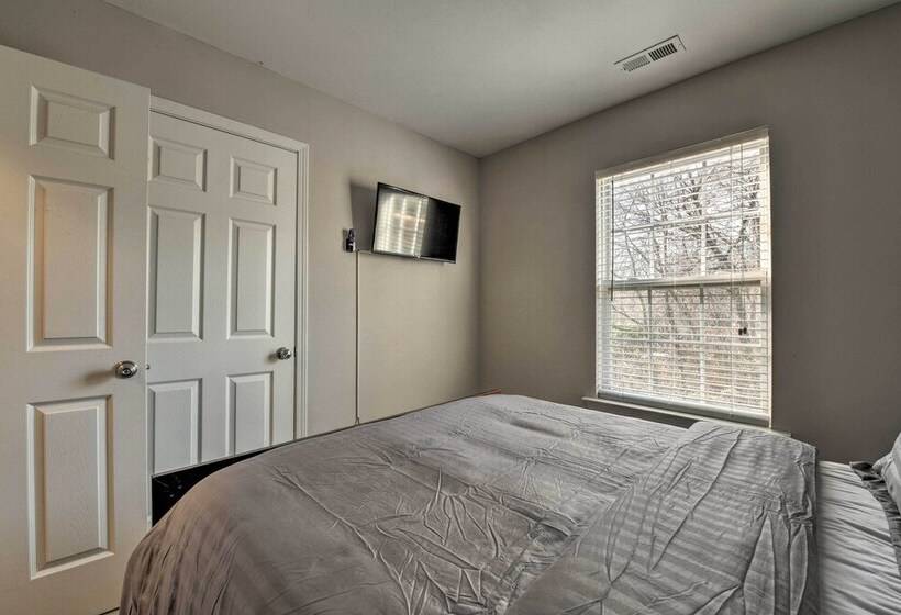 Charlotte Family Retreat W/ Deck, Near Uncc!