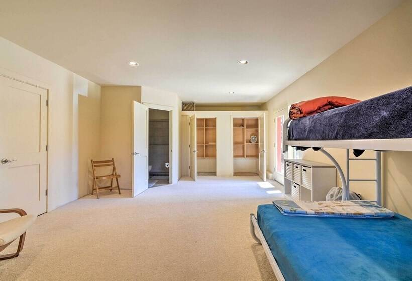 Updated Groveland Cabin W/ Wraparound Deck!