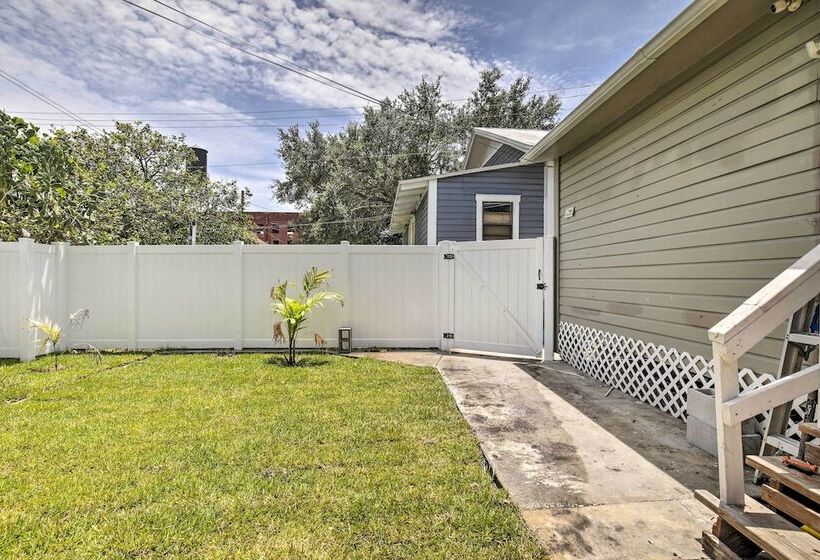 Updated Ybor City House W/ Fenced Yard