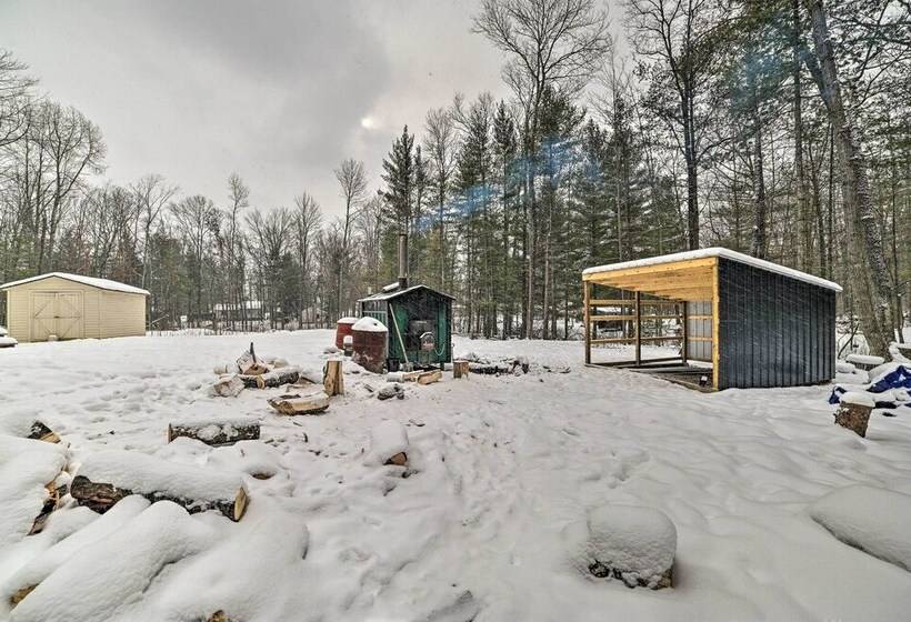 Warm & Welcoming Family Home Near Jose Lake!