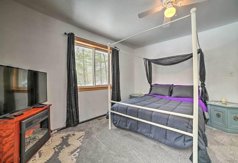 Warm & Welcoming Family Home Near Jose Lake!