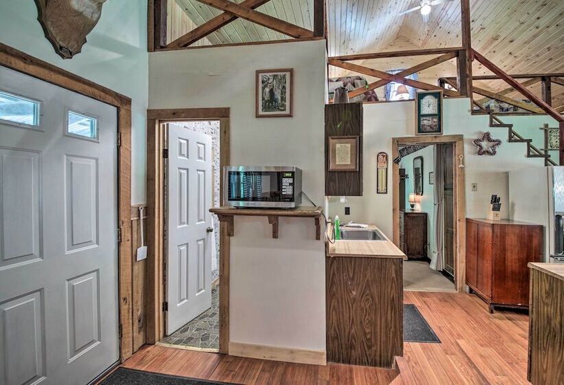 Waters Edge Retreat W/ Deck On Patoka Lake!