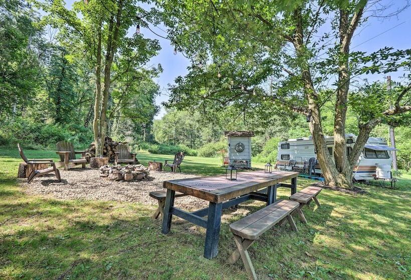 Wee Humble Cottage W/ Area Hunting + Canoeing!