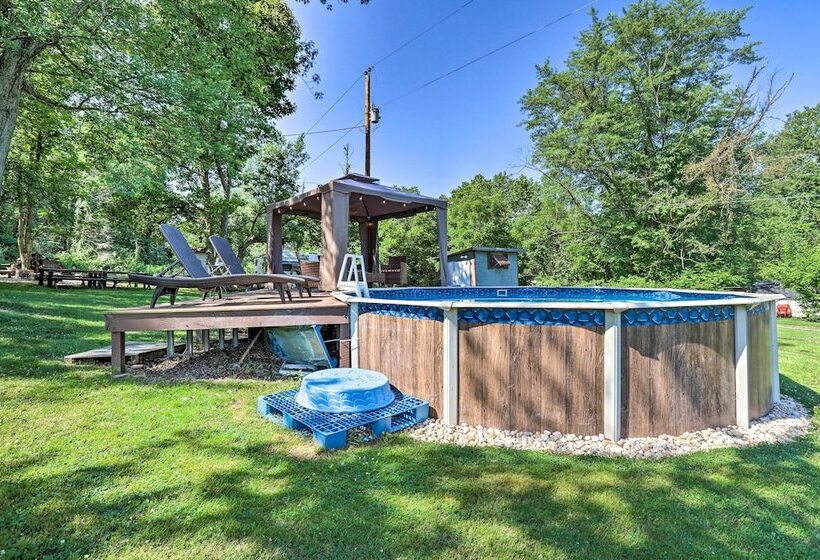 Wee Humble Cottage W/ Area Hunting + Canoeing!