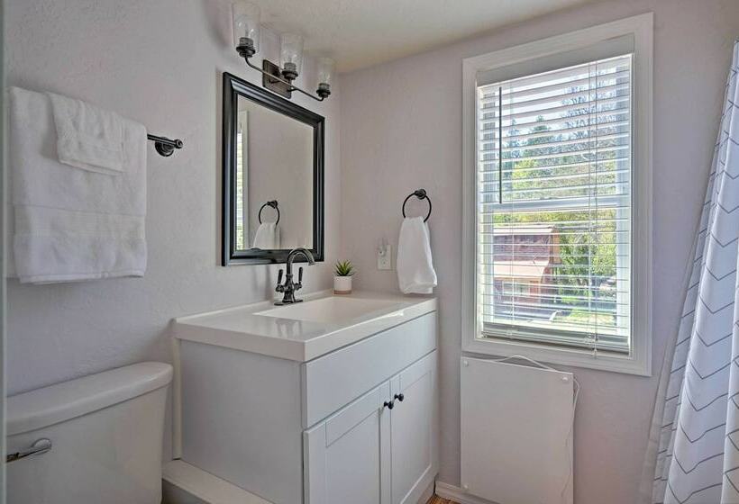 Whispering Pines Home: Fire Pit, Near Scenic Hikes