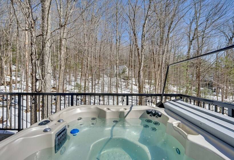 Wilmington Chalet W/ Hot Tub < 8 Mi To Mount Snow!