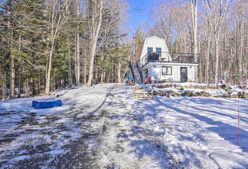 Wilmington Chalet W/ Hot Tub < 8 Mi To Mount Snow!