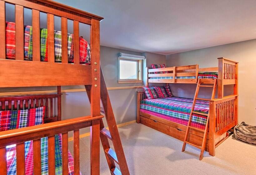 Wooded Waterfront Grantham Home < 10 Mi To Ski!