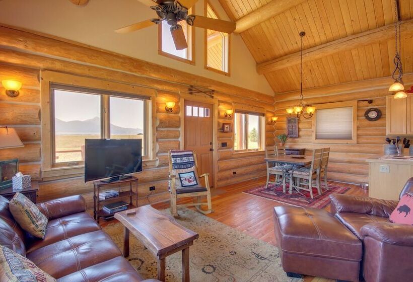 Yellowstone Cabin W/ Stunning Mountain Views