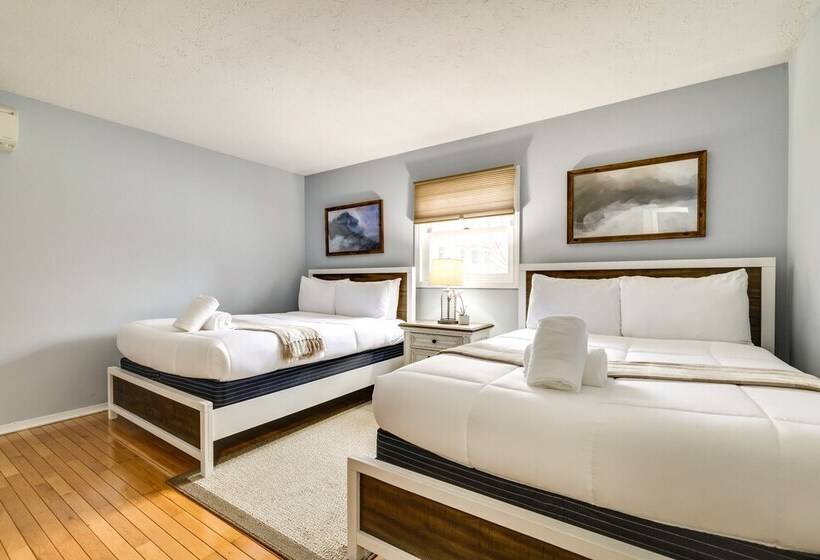 Tobyhanna Home W/ Hot Tub & Resort Amenities