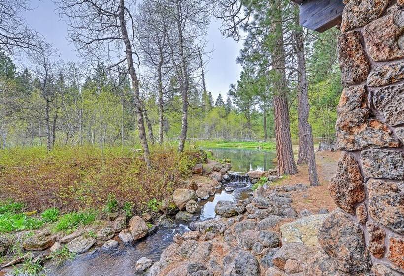 Ashland Lodge W/ Lake Views & Game Room Loft