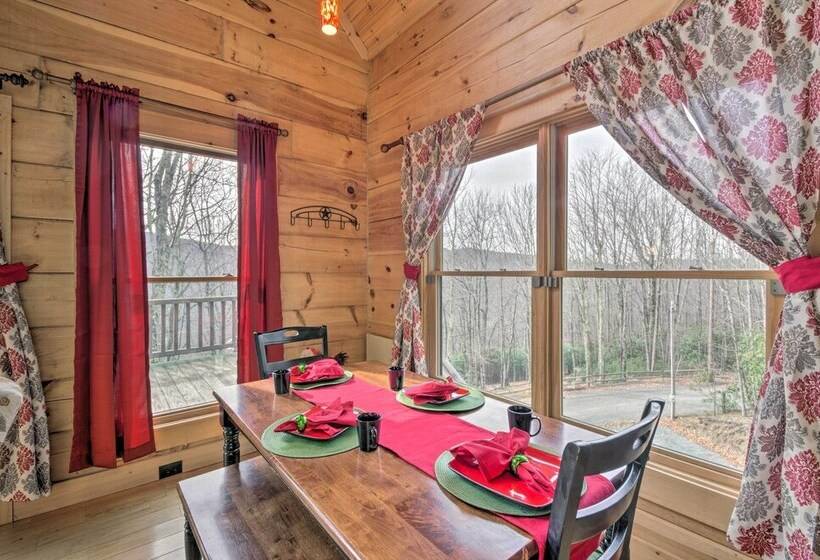 Beech Mountain Cabin W/ 180° Views: Near Hiking!