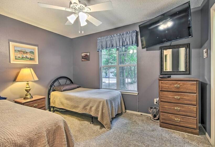 Bella Vista Home Base Near Mtn Biking & Golf!