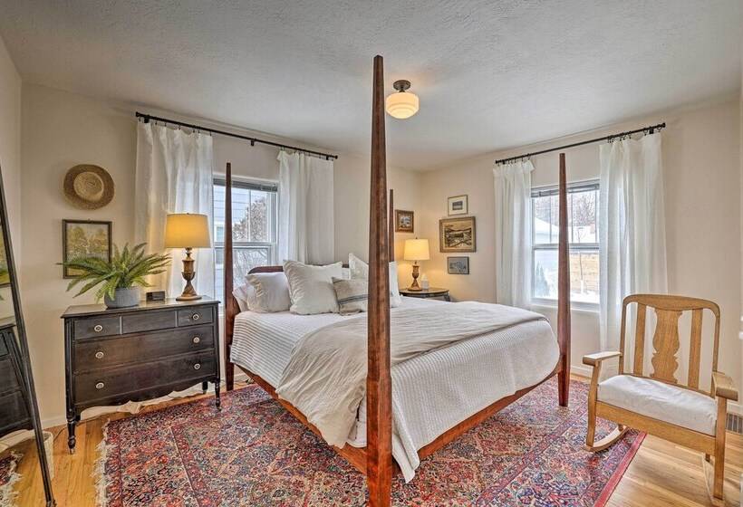 Boise Tudor Home W/ Game Room < 2 Mi To Downtown!