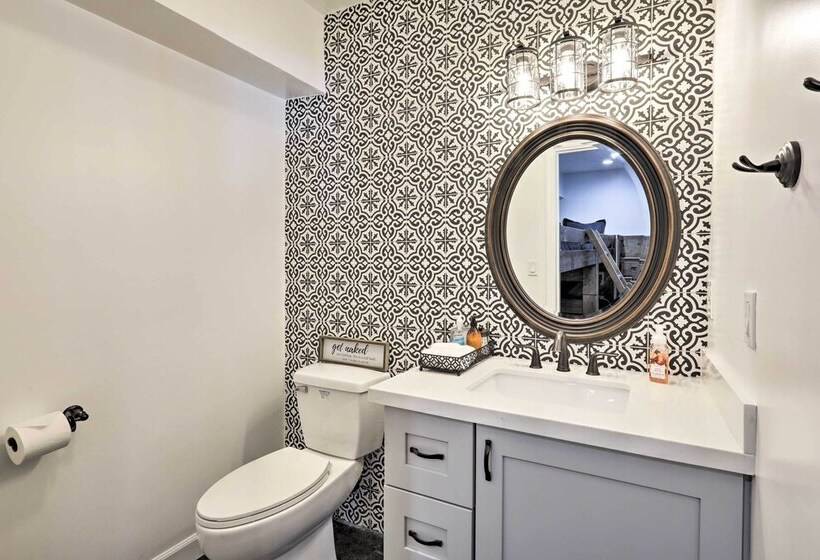 Mtn View Cabin W/ Game Room & Deck In Flagstaff