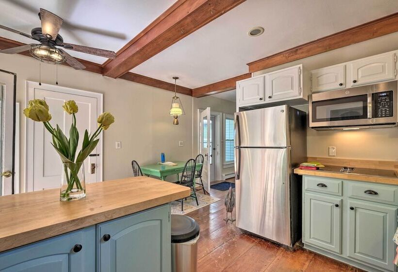 Bright Lake Winnipesaukee Home   Walk To Town