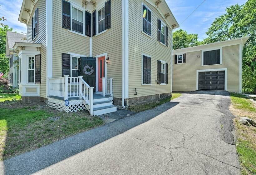 Bright Lake Winnipesaukee Home   Walk To Town