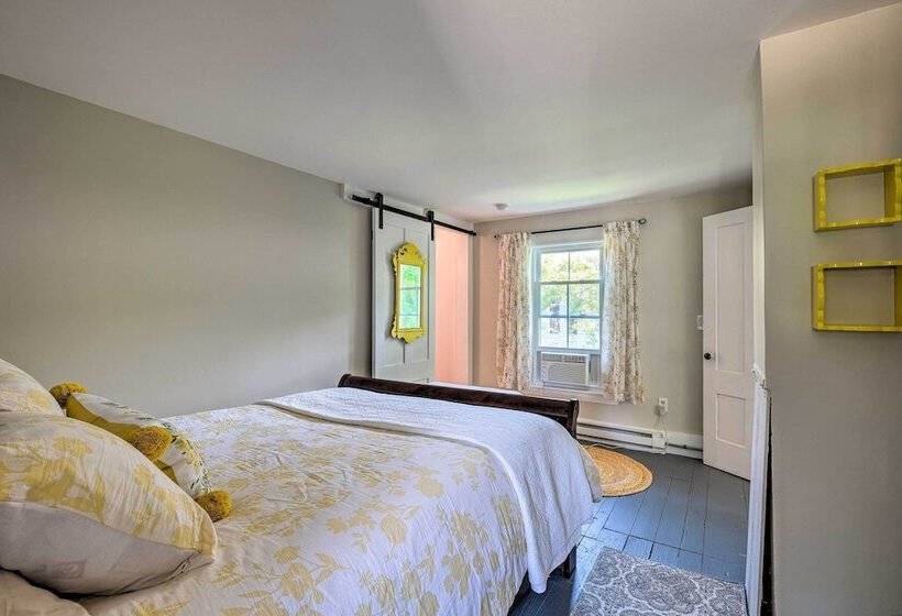 Bright Lake Winnipesaukee Home   Walk To Town