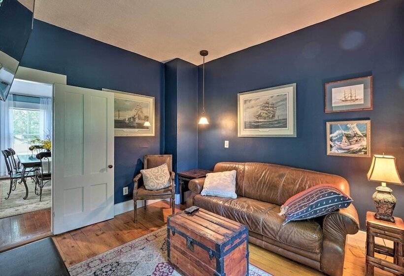 Bright Lake Winnipesaukee Home   Walk To Town